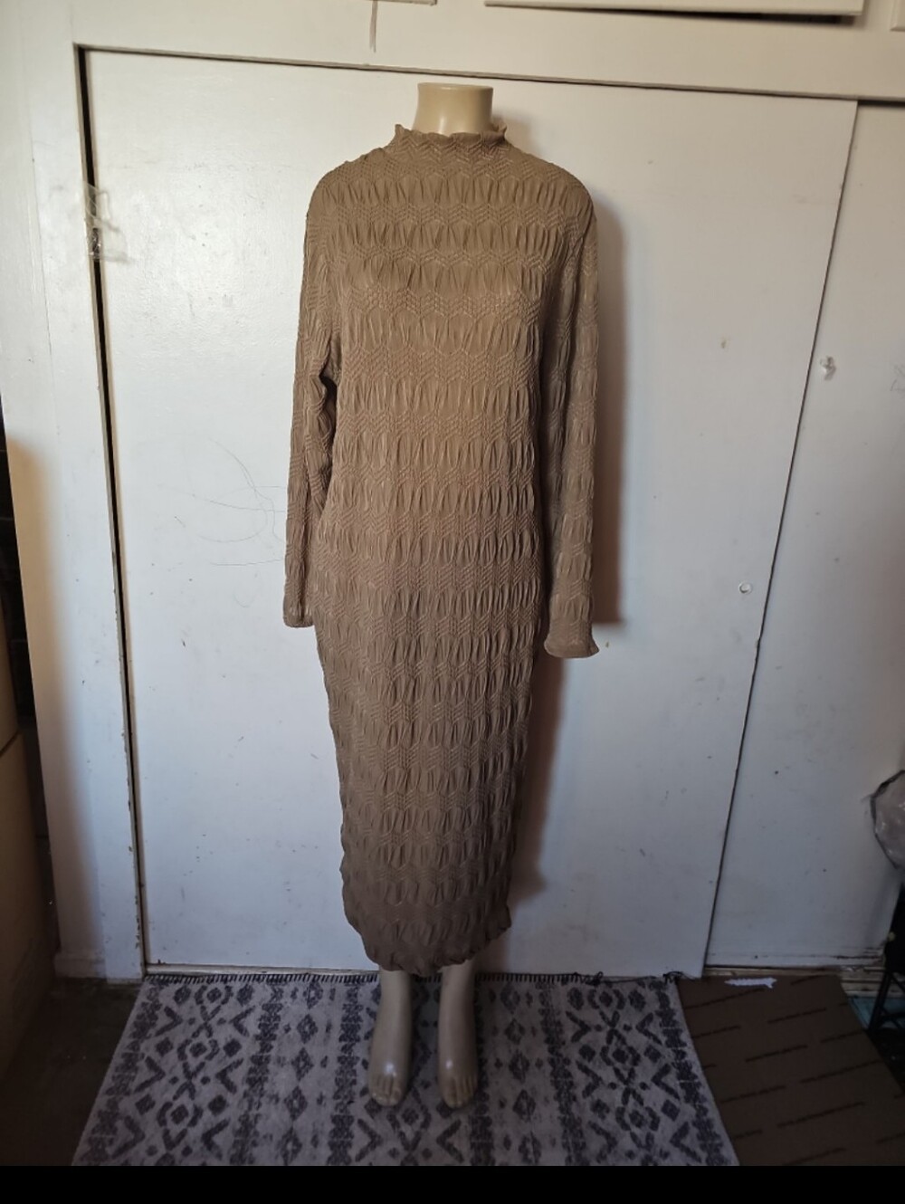 SHEIN Taupe Textured Long Sleeve Midi Dress